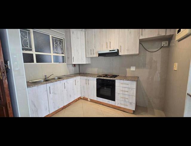1 BEDROOM PROPERTY TO RENT IN NORTH BEACH